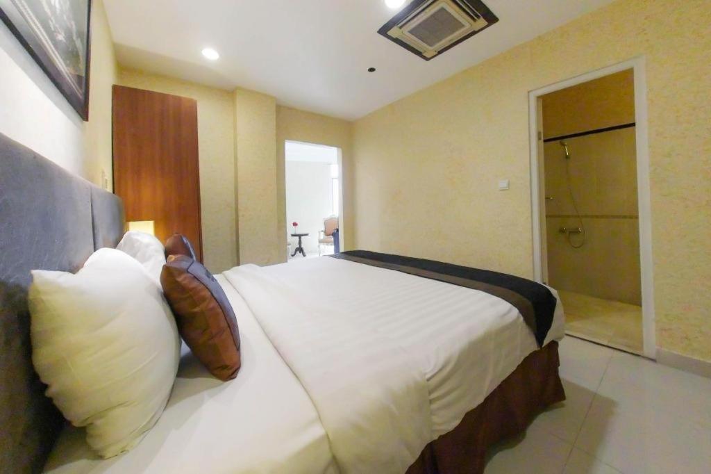 Amos Cozy Hotel Melawai Jakarta Extérieur photo