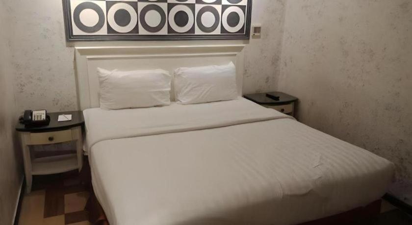 Amos Cozy Hotel Melawai Jakarta Extérieur photo